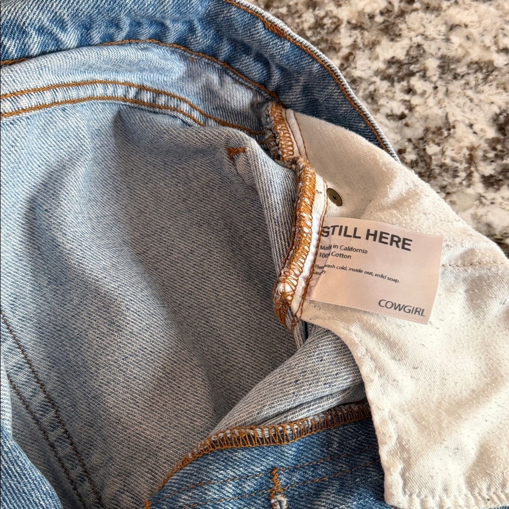 Light Blue Straight Leg Women’s Jeans - Picture 5 of 5